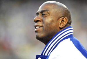 Ídolo nos Lakers, Magic Johnson compra parte do Los Angeles Sparks da WNBA