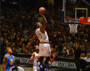 Klay Thompson provoca LeBron: “acho que seus sentimentos ficaram feridos”