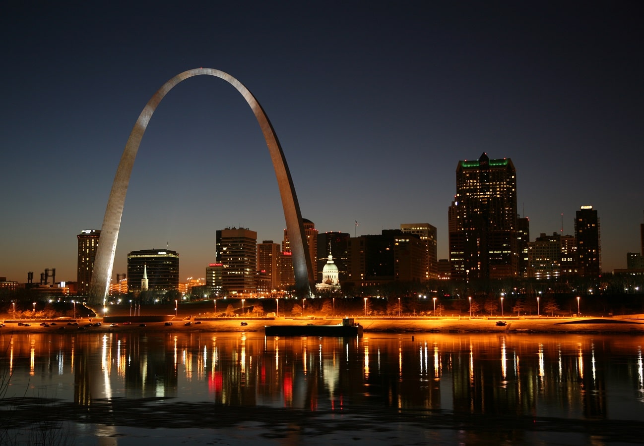 Cidade de St. Louis à noite