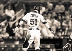 10ª Entrada: Ichiro Suzuki se torna o jogador mais velho a ser center field titular; veja os destaques da semana