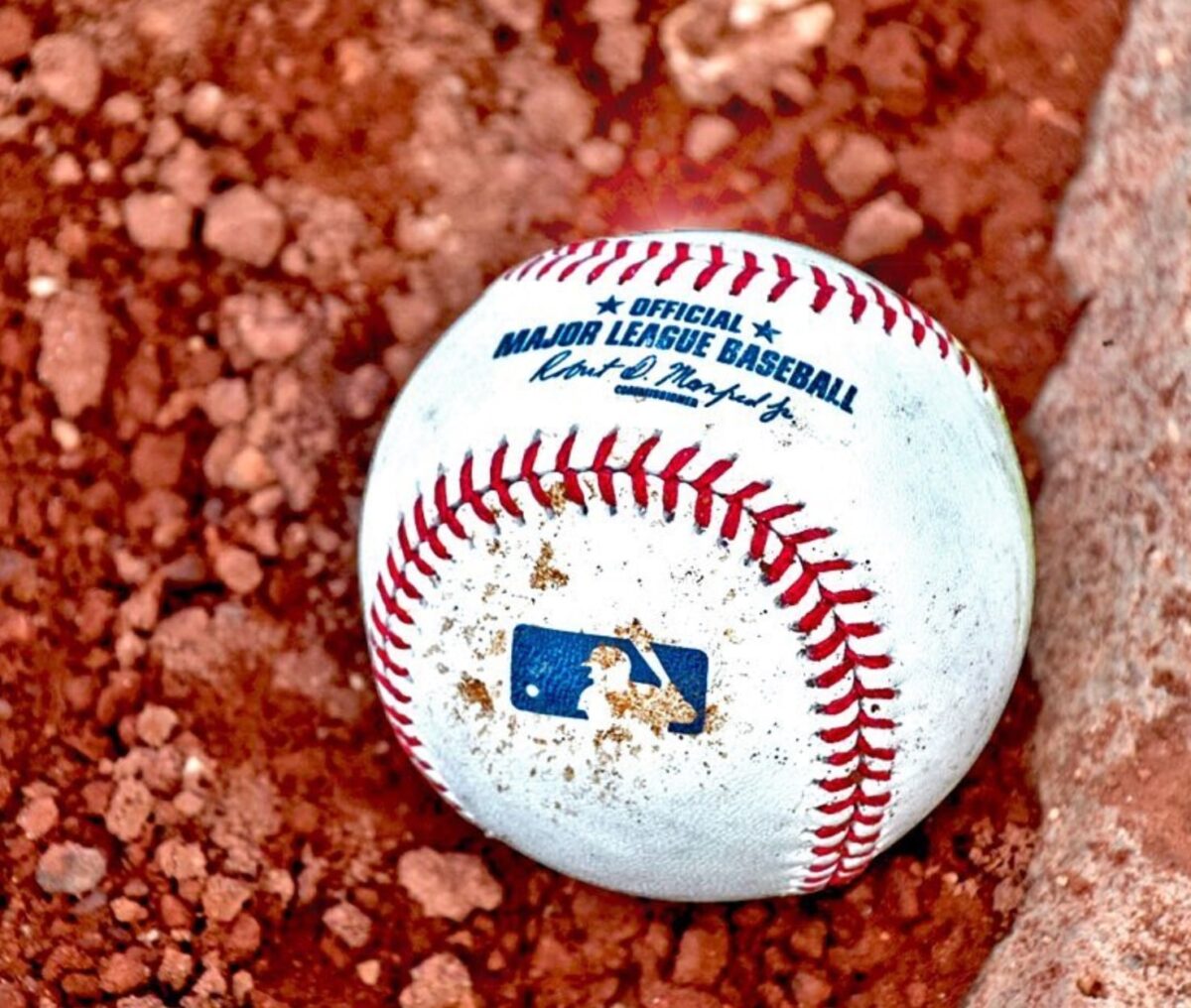 Com dois acertos e um grande erro, MLB anuncia mudanças nas regras do beisebol