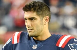 San Francisco 49ers adquire Jimmy Garoppolo em troca com Patriots