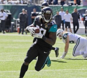 Leonard Fournette atingiu mais de 35 km/h em jogo contra Steelers