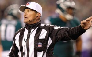 Árbitros da NFL, Ed Hochuli e Jeff Triplette estão se aposentando