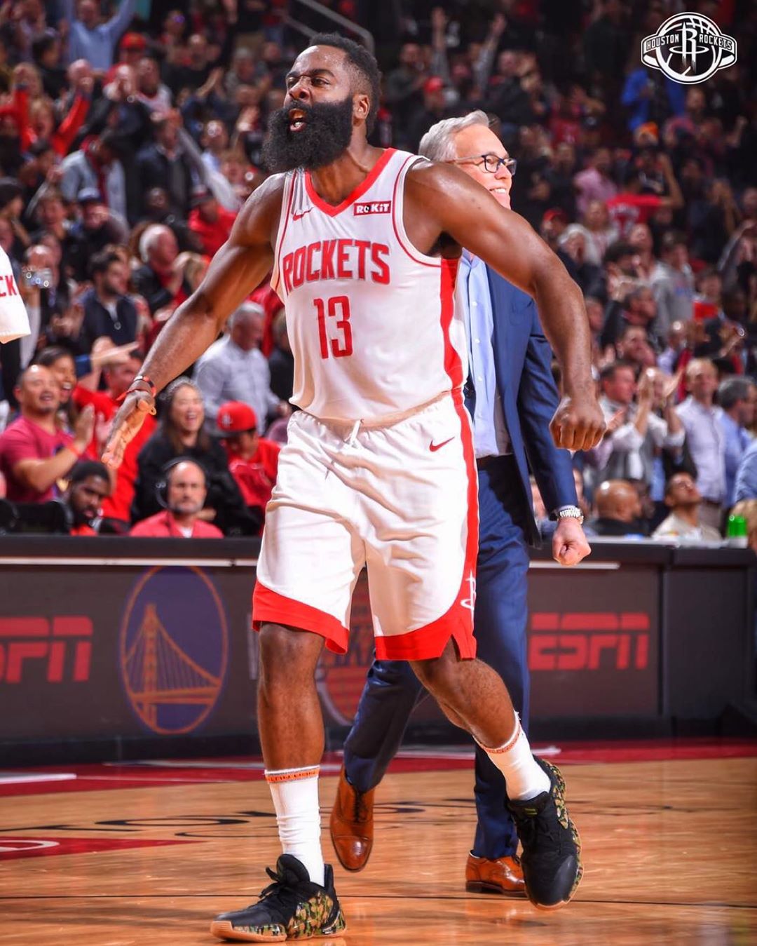 Você ser saudosista e não gostar de James Harden é contraditório