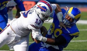 Máquina mortífera, Aaron Donald é o Jogador Defensivo do Ano