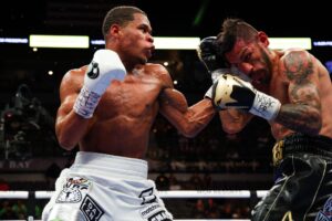 Com astúcia e inteligência, Davin Haney vence Linares e mantêm cinturão