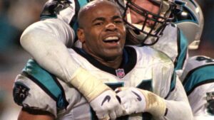 As lutas de Sam Mills, o maior ídolo do Carolina Panthers
