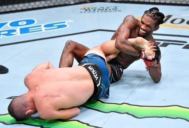 Jamall Emmers x Pat Sabatini como aconteceu – Resultado, destaques e reação