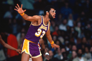 Kareem Abdul-Jabbar – Notícias, estatísticas e salário