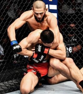 Li Jingliang x Khamzat Chimaev como aconteceu – Resultado, destaques e reação