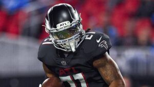 Todd Gurley – Notícias, estatísticas e salário