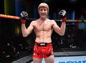 Paddy Pimblett mira alto e desafia Conor McGregor: “Sou o novo homem principal no plantel do UFC”