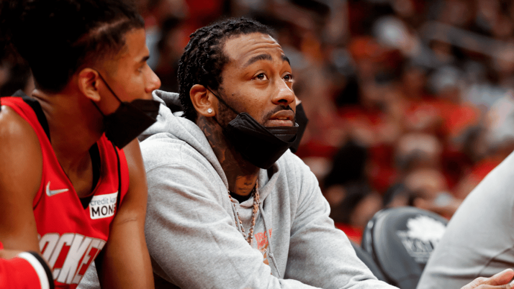 John Wall no banco de reservas