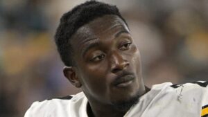 Safety do Pittsburgh Steelers é suspenso por três jogos, entenda o caso