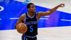 De’Aaron Fox – Notícias, estatísticas e salário