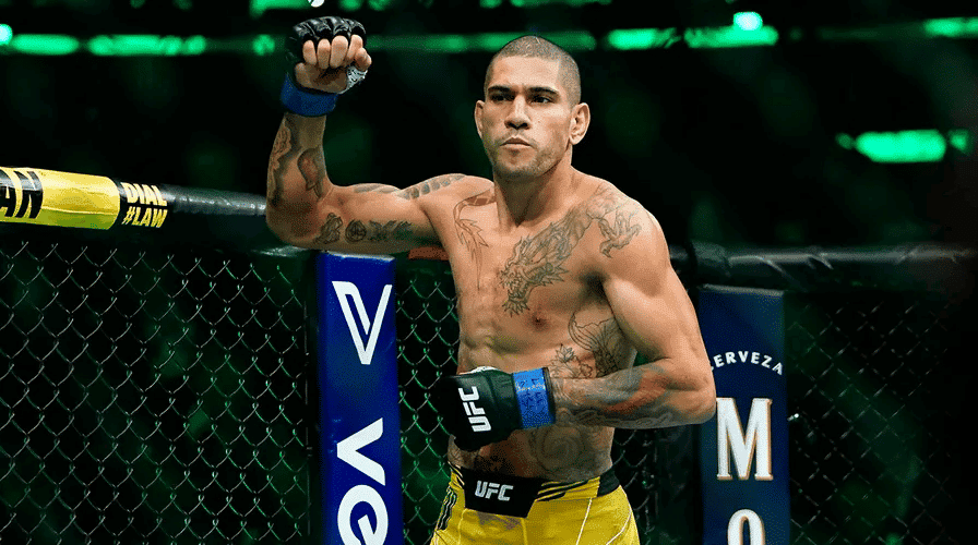 Alex Poatan recebe faixa marrom no Jiu-Jitsu