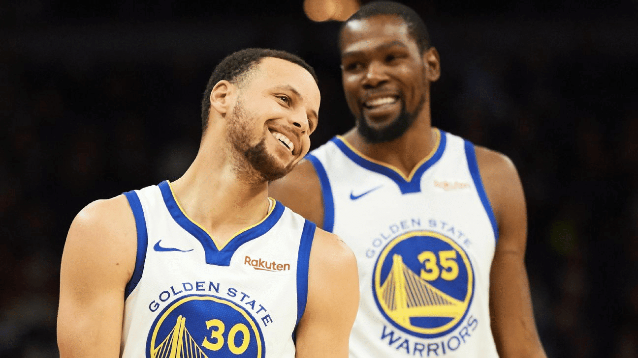 Steph Curry e Kevin Durant se encontram em restaurante