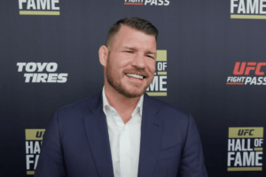 Michael Bisping acredita que McGregor ainda lutará pelo título
