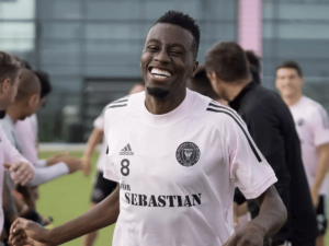 O campeão da Copa do Mundo Blaise Matuidi anuncia aposentadoria do futebol