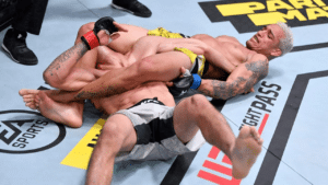 Charles do Bronx é nomeado a grande prêmio do MMA