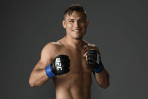 Drew Dober alcança recorde de finalizações