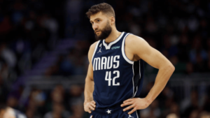 Maxi Kleber rompeu tendão da coxa