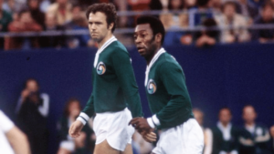 De lenda para lenda: Franz Beckenbauer se despede do Rei Pelé