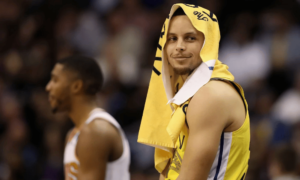 Steph Curry não precisará de cirurgia no ombro