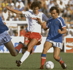 Impactante! Jogador de Copa do Mundo mora na rua há mais de cinco anos