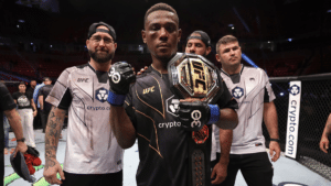 Jamahal Hill manda Alex Pereira se preocupar com Adesanya