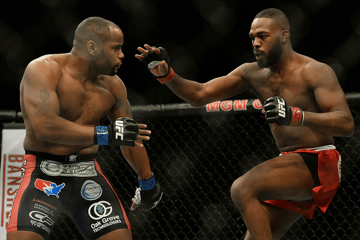 Jon Jones sobre Daniel Cormier: “faríamos uma grande amizade”