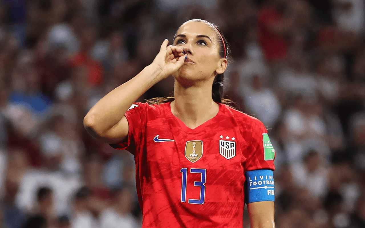 Alex Morgan critica FIFA por patrocínio na Copa do Mundo Feminina