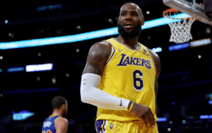 Franquias dos esportes americanos parabenizam Lebron James