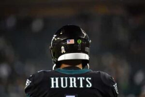 Jalen Hurts e Patrick Mahomes: pela primeira vez na história da NFL dois quarterbacks negros são titulares no Super Bowl