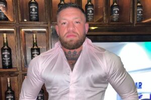 UFC: Makhachev diz que McGregor foge de luta por que está ‘bebendo e fumando o dia todo’