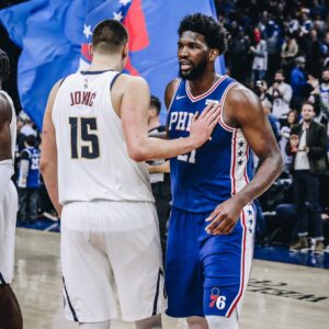 NBA anuncia finalistas a prêmios de MVP, técnico do ano, defensor e mais