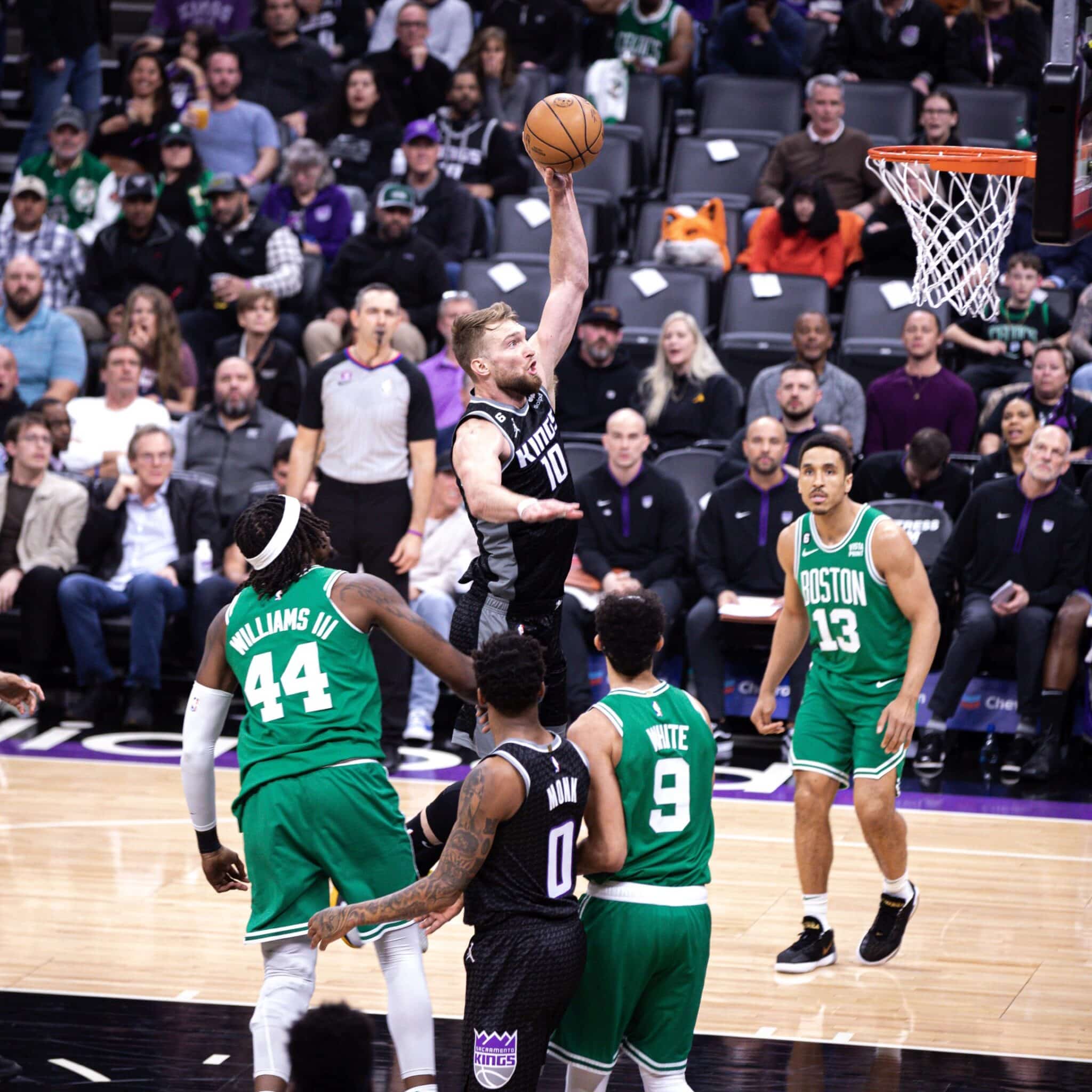 NBA: Celtics vencem Kings em jogo insano na linha dos 3 pontos