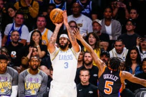 NBA: em busca de vaga nos playoffs, Lakers têm má notícia sobre Anthony Davis