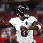 NFL: Com futuro indefinido, Lamar Jackson é sincero sobre lesão no joelho