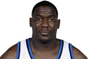 Ex-jogador da NBA, Shawn Kemp é preso por crime com arma