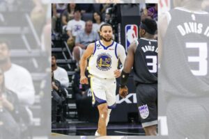 NBA: Curry marca 50 pontos, elimina os Kings e Warriors pegam Lakers na 2ª rodada