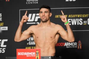 UFC: organização tem notícia surpreendente para Dos Anjos e Vicente Luque