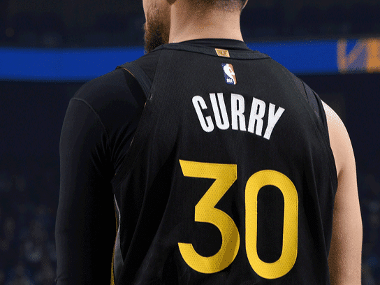 Camisas mais vendidas da NBA: Curry em 2º, Kyrie no top 10 e MVPs fora