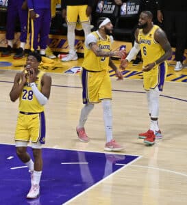 NBA: LeBron zoa Anthony Davis por erro quase fatal para os Lakers