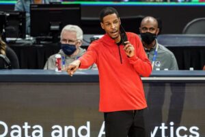 NBA: Pistons e Rockets fazem mudanças técnicas em último dia da temporada