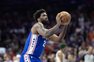 NBA: Embiid tem jogo de MVP e faz 52 contra os Celtics em ‘amostra’ de playoffs