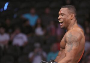 UFC: em grande fase, brasileiro fará luta principal em maio