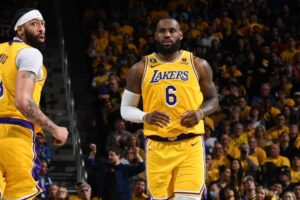 NBA: LeBron faz previsão grandiosa e eleva colega a lenda dos Lakers