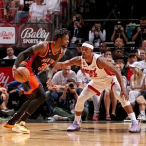 NBA: Butler brilha dos dois lados, e Heat vence Knicks novamente
